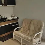 Studio Em Jurere